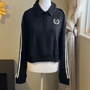 XL Pink by Victoria’s Secret Women’s Black Fleece Pullover Cropped Sweater